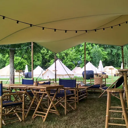 Luxusní stan Lodg'ing Nature Camp Anjou Sainte-Gemme-sur-Loire