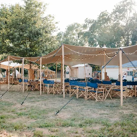 Lodg'ing Nature Camp Anjou Luxe tent Sainte-Gemme-sur-Loire